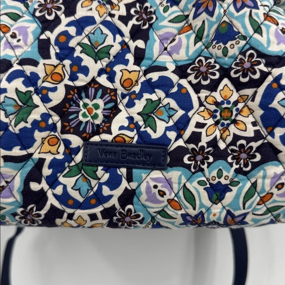 Vera Bradley Essential Backpack Lisbon Medallion Cool